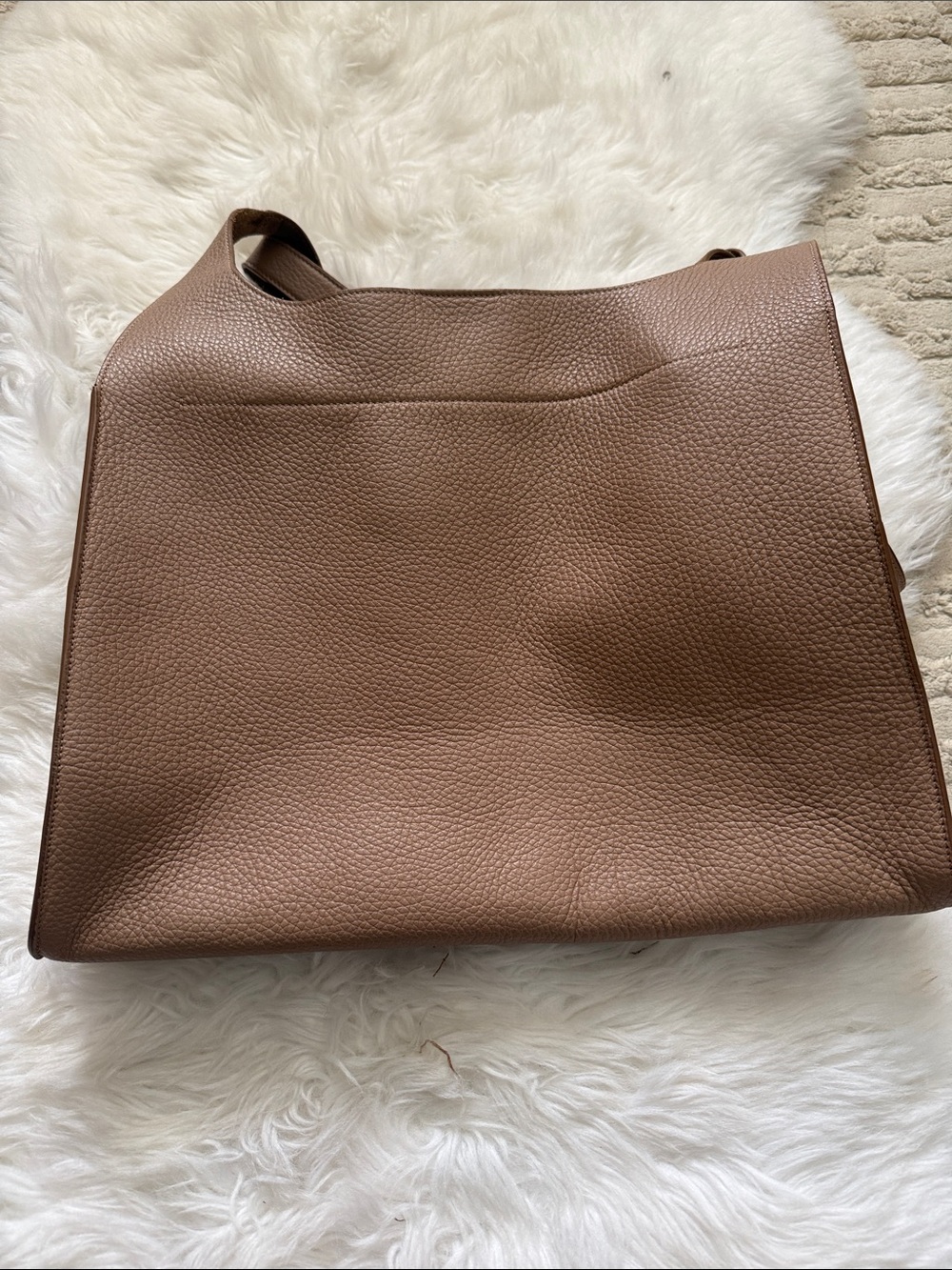 Cuyana Taupe Pebbled Leather Shoulder Bag - Picture 4 of 5